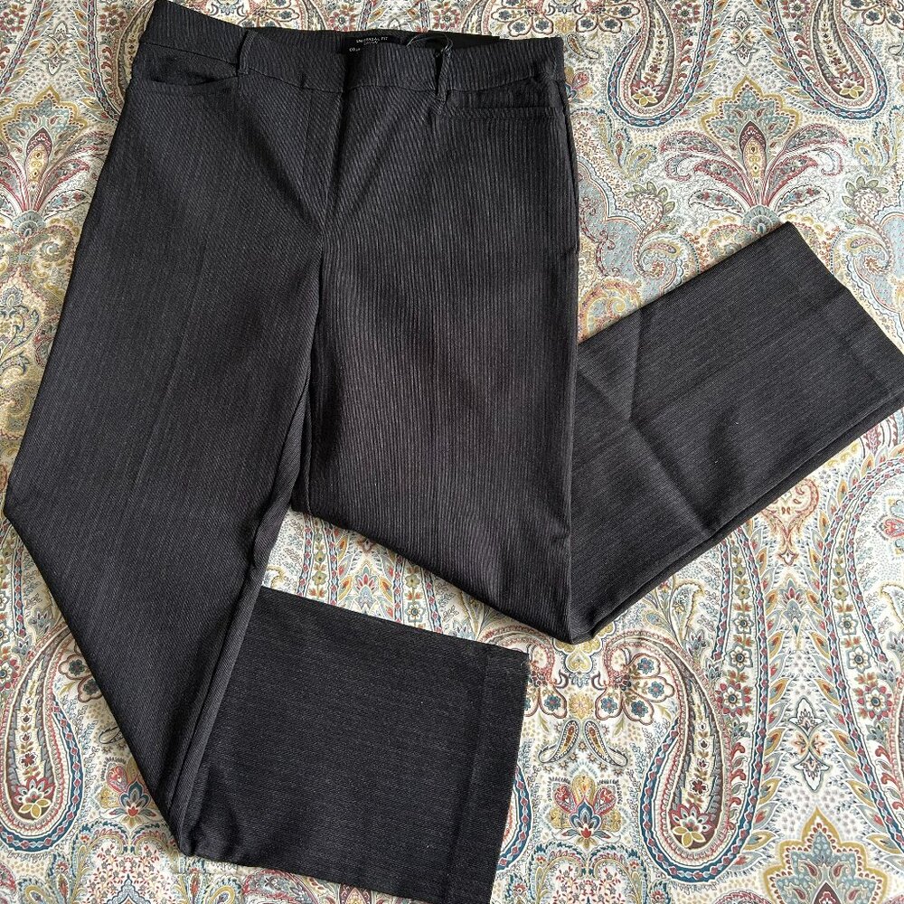 PLUS SIZE - NWT Pull on Dress Pants - Size 18